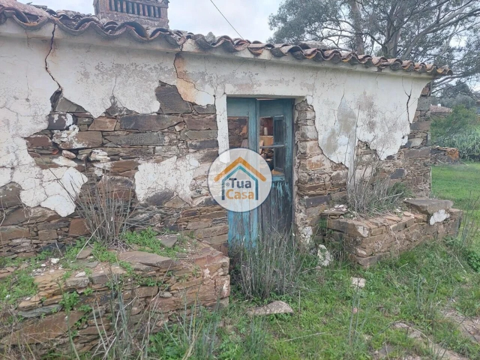 Moradia T4 para Venda em Cachopo Foto 7