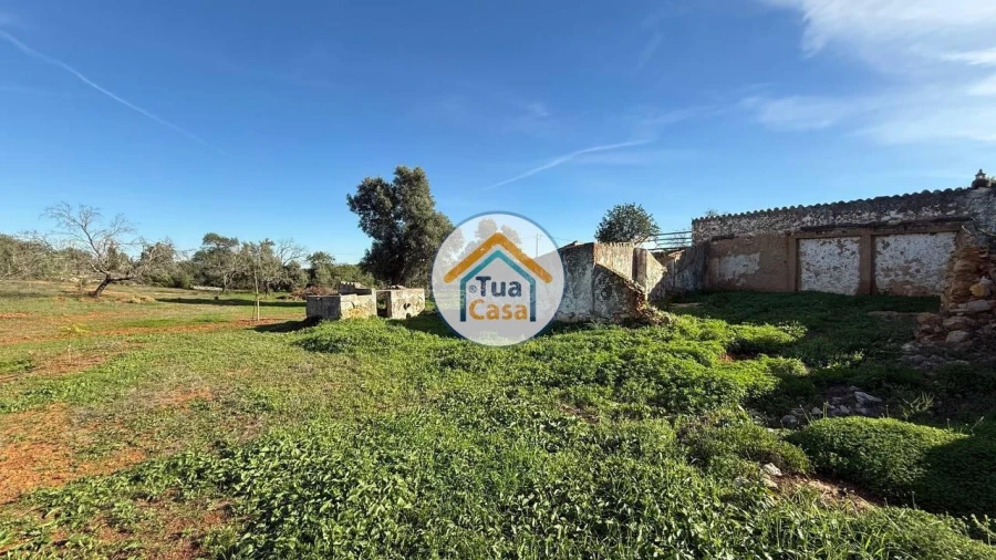 Moradia T4 para Venda em Cachopo Foto 5