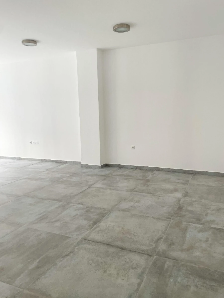 Loja para Arrendamento em Vieira do Minho Foto 4