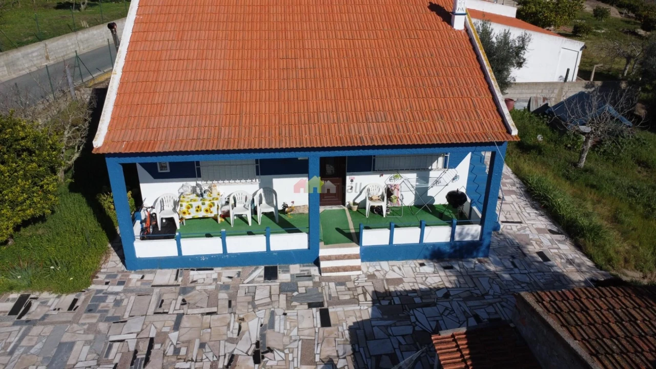 Quinta T2 para Venda em Santa Maria do Castelo e Santiago e Santa Susana Foto 5