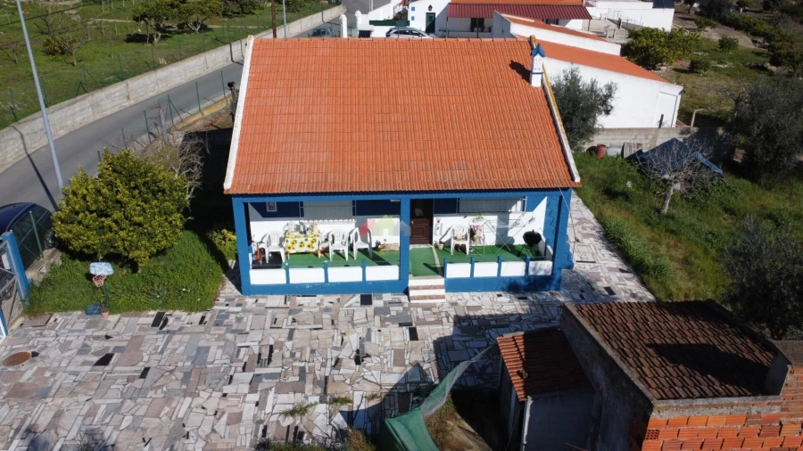 Quinta T2 para Venda em Santa Maria do Castelo e Santiago e Santa Susana Foto 6