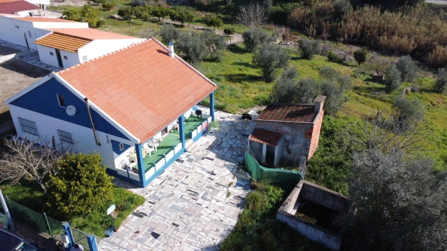 Quinta T2 para Venda em Santa Maria do Castelo e Santiago e Santa Susana Foto 3