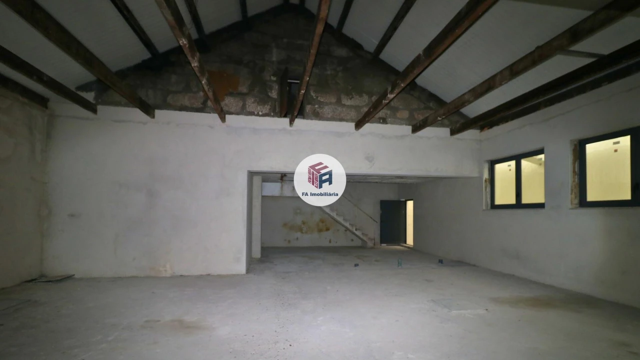 Loja para Arrendamento em Matosinhos e Leça da Palmeira Foto 8