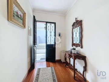 Moradia T4 para Venda em Santo Antonio