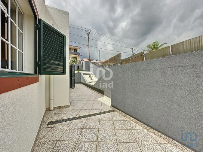 Moradia T4 para Venda em Santo Antonio Foto 7