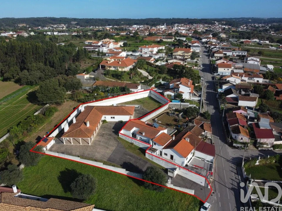 Moradia T5 para Venda em Regueira de Pontes Foto 28