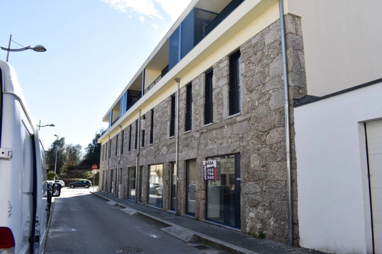 Loja para Arrendamento em Vieira do Minho Foto 9