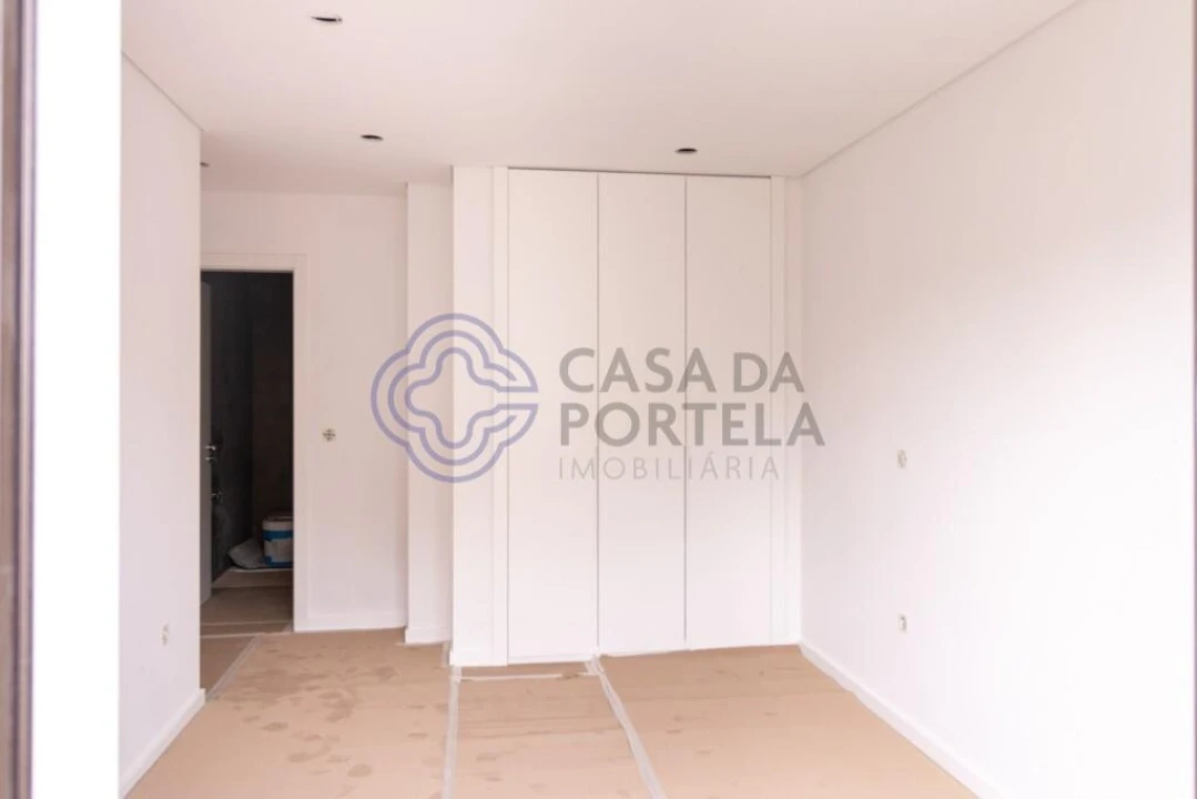 Apartamento T3 para Venda em Foz do Sousa e Covelo Foto 24