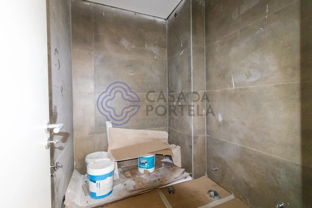 Apartamento T3 para Venda em Foz do Sousa e Covelo Foto 33