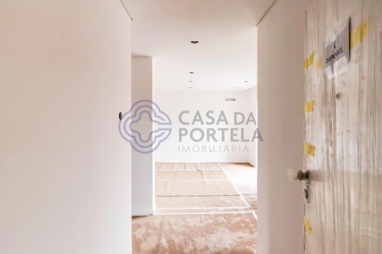 Apartamento T3 para Venda em Foz do Sousa e Covelo Foto 5