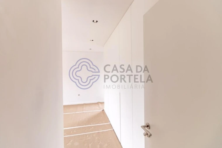 Apartamento T3 para Venda em Foz do Sousa e Covelo Foto 25
