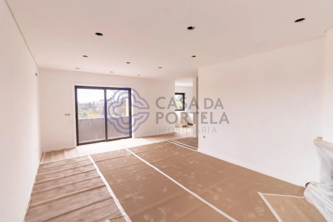 Apartamento T3 para Venda em Foz do Sousa e Covelo Foto 8