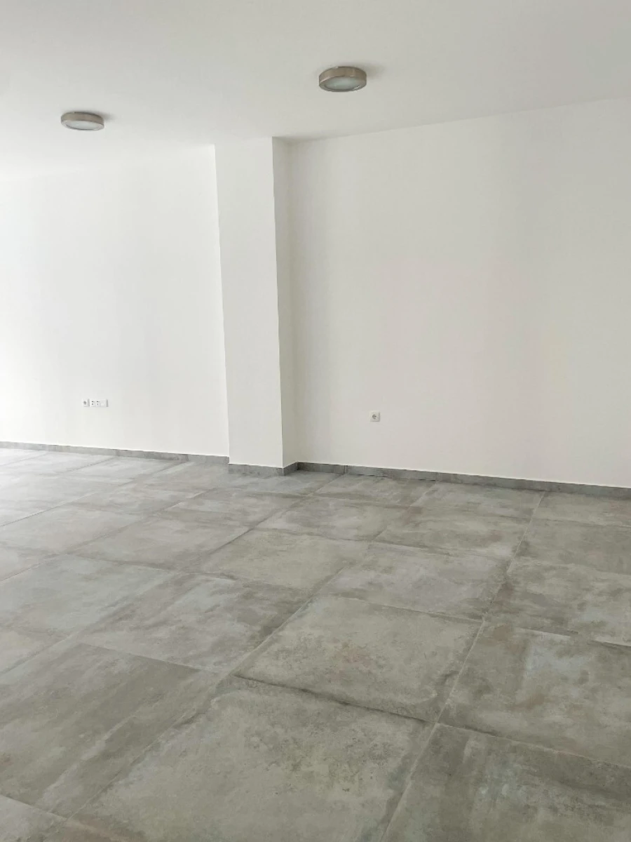 Loja para Arrendamento em Vieira do Minho Foto 4