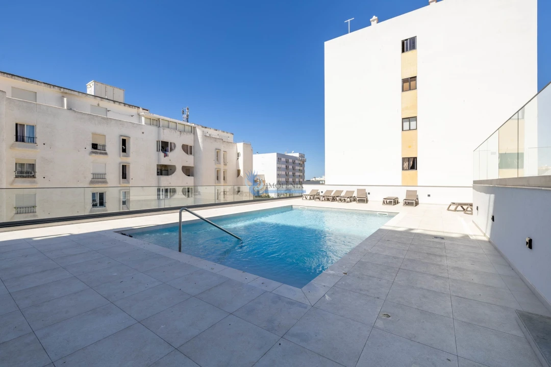 Apartamento T2 para Venda em Quarteira Foto 2