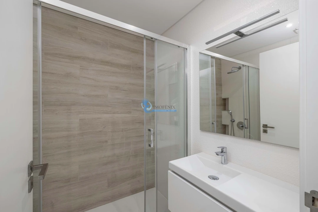 Apartamento T2 para Venda em Quarteira Foto 13