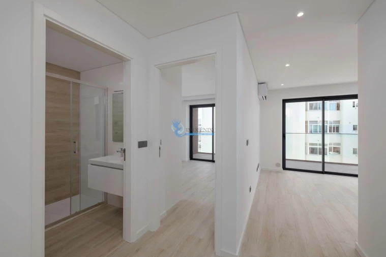 Apartamento T2 para Venda em Quarteira Foto 11