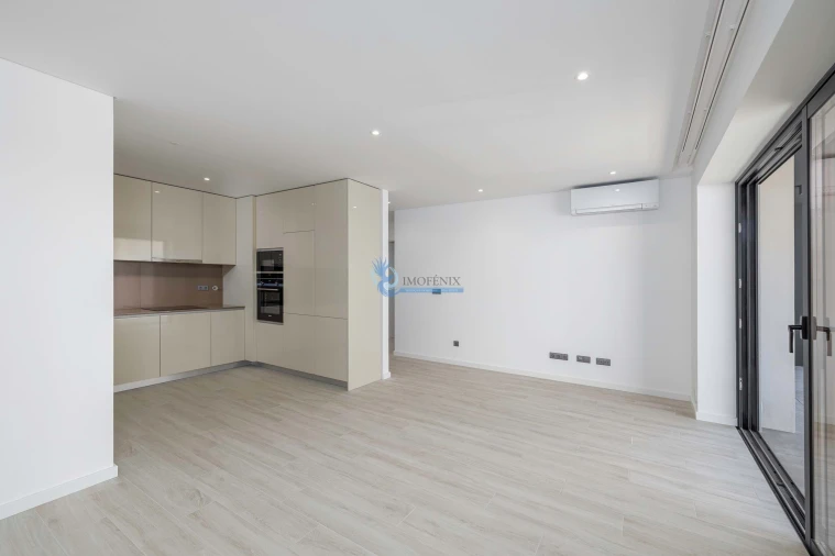 Apartamento T2 para Venda em Quarteira Foto 7