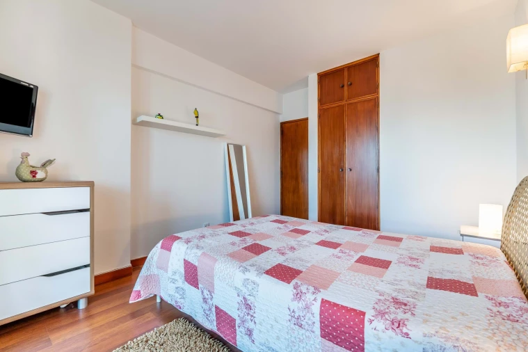 Apartamento T1 para Venda em Lagos (São Sebastião e Santa Maria) Foto 17