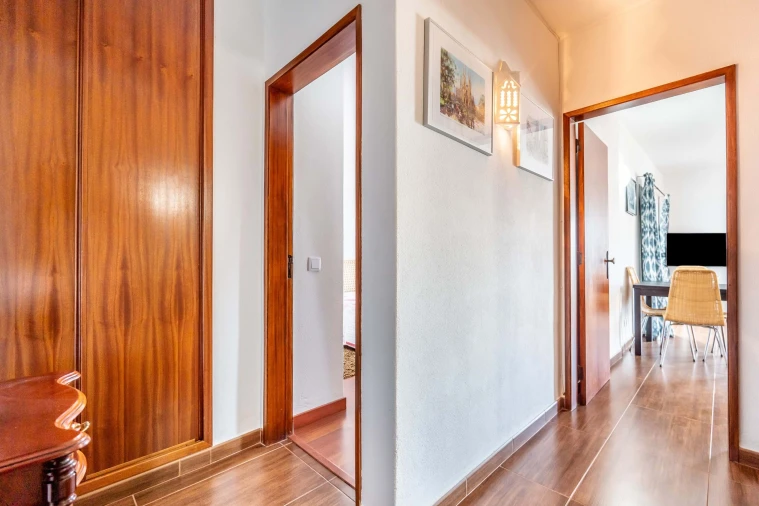 Apartamento T1 para Venda em Lagos (São Sebastião e Santa Maria) Foto 12