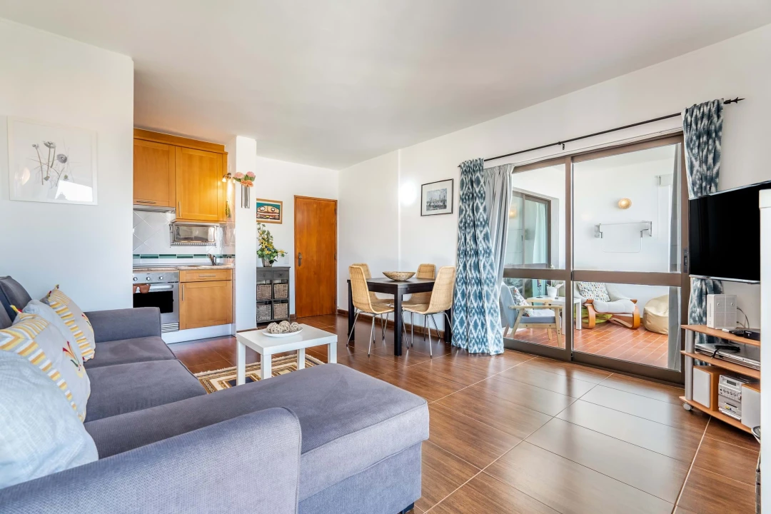 Apartamento T1 para Venda em Lagos (São Sebastião e Santa Maria) Foto 2