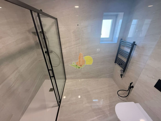 Apartamento T2 para Venda em Tavarede Foto 13