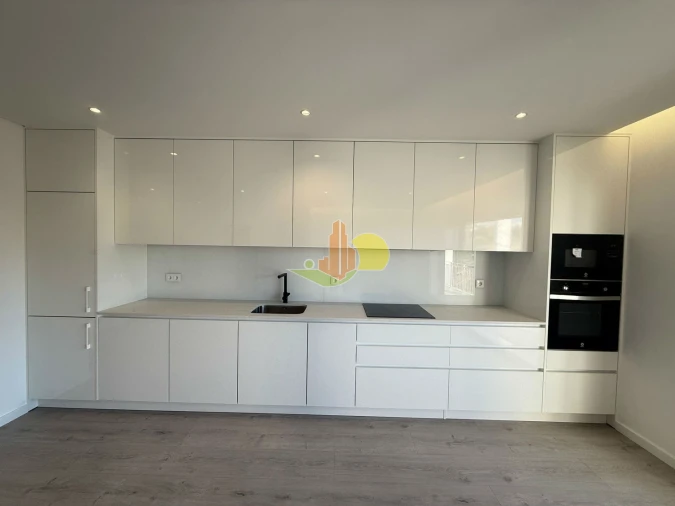 Apartamento T2 para Venda em Tavarede Foto 23