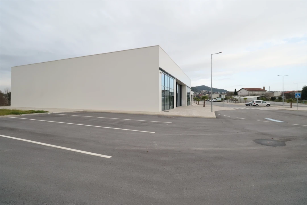 Armazém para Arrendamento em Rio Covo (Santa Eugenia) Foto 12