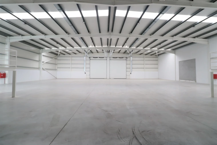 Armazém para Arrendamento em Rio Covo (Santa Eugenia) Foto 6