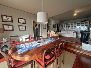 Apartamento T4 para Venda em Aldoar, Foz do Douro e Nevogilde
