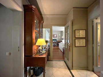 Apartamento T4 para Venda em Aldoar, Foz do Douro e Nevogilde