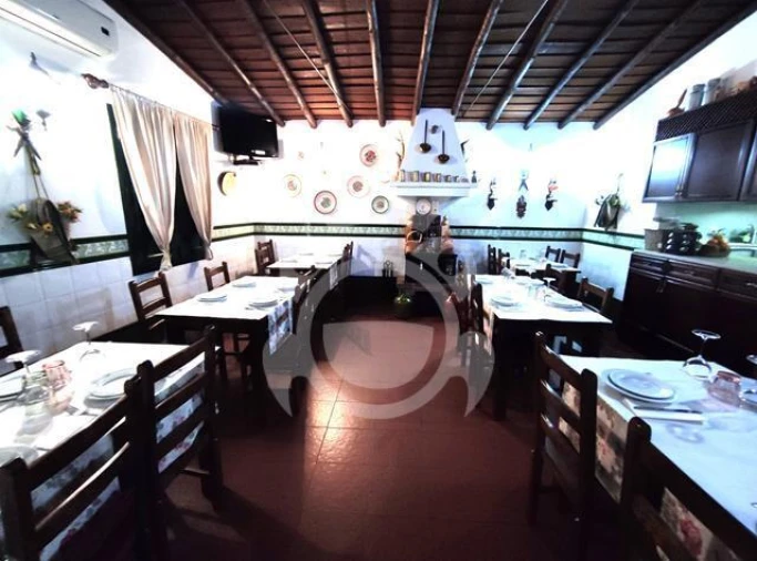 Negócio para Venda em Campo e Campinho Foto 12