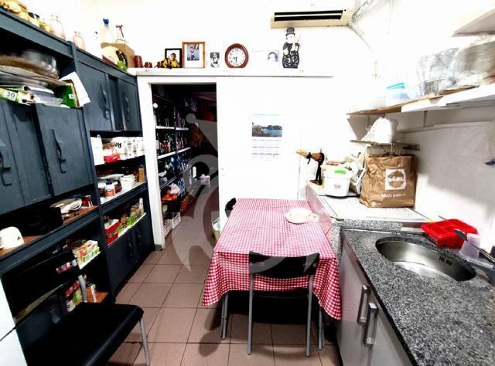 Negócio para Venda em Campo e Campinho Foto 20