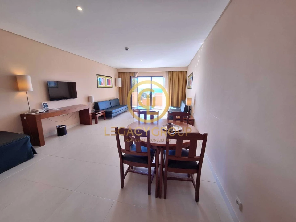 Apartamento T1 para Venda em Guia Foto 2