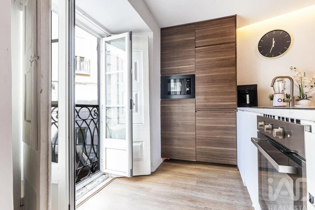 Apartamento T1 para Venda em Santa Maria Maior Foto 4