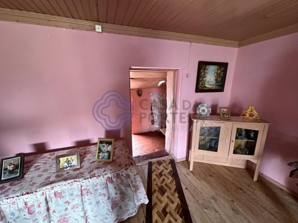 Moradia T2 para Venda em Alvados e Alcaria Foto 3