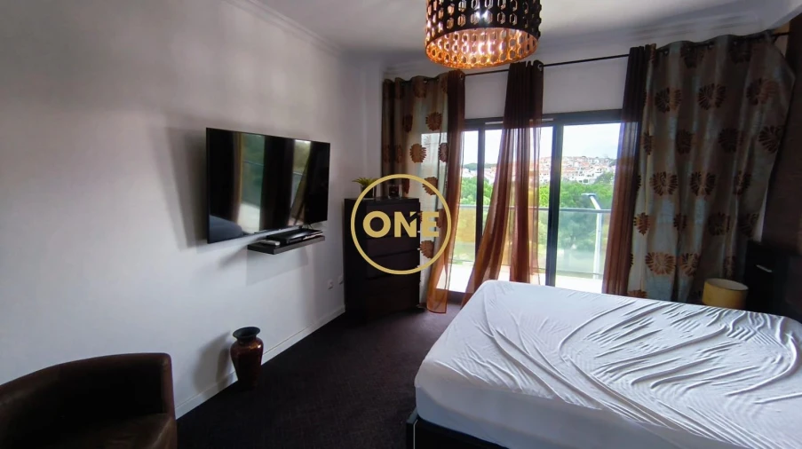 Apartamento T3 para Arrendamento em Corroios Foto 16