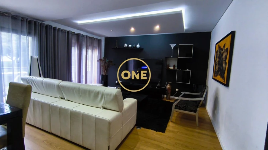 Apartamento T3 para Arrendamento em Corroios Foto 30