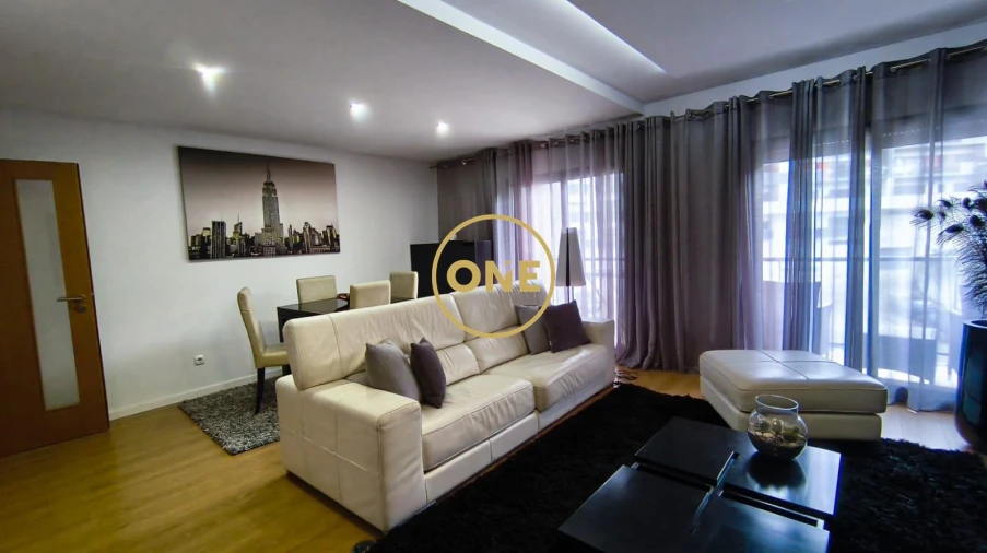 Apartamento T3 para Arrendamento em Corroios Foto 29