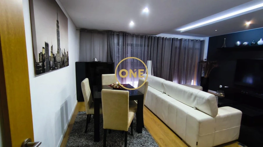 Apartamento T3 para Arrendamento em Corroios Foto 25