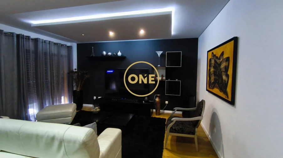 Apartamento T3 para Arrendamento em Corroios Foto 27