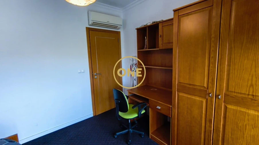 Apartamento T3 para Arrendamento em Corroios Foto 17