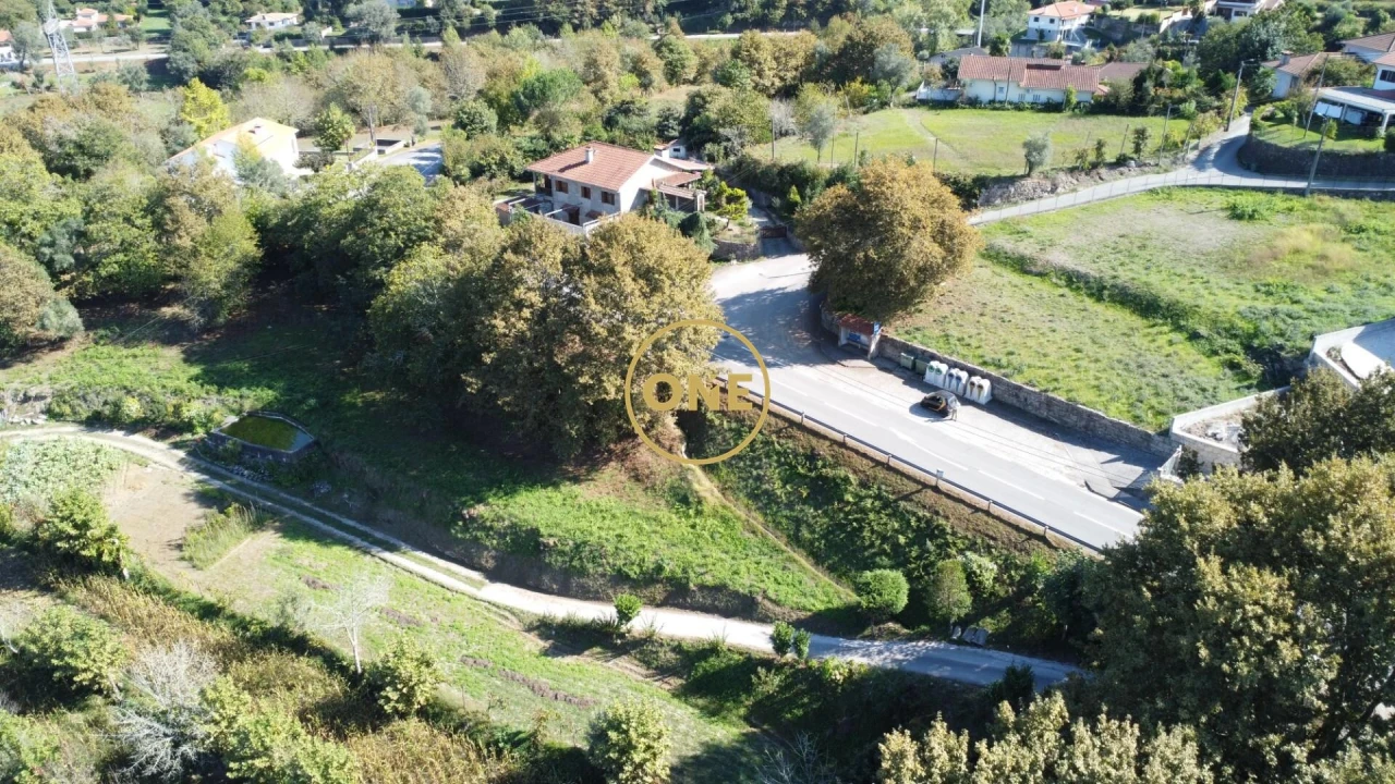 Terreno para Venda em Souto Foto 11