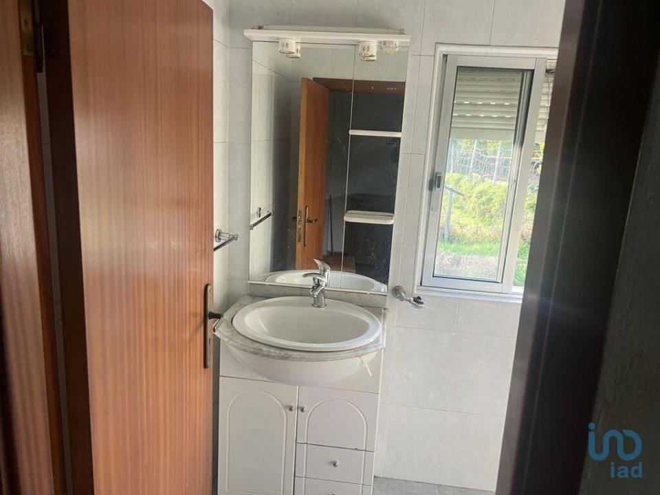 Moradia T3 para Venda em Santa Cruz da Trapa e São Cristóvão de Lafões Foto 7