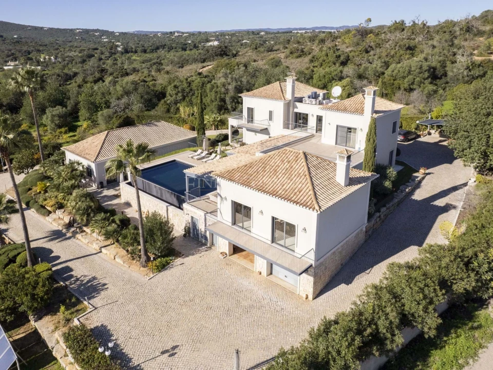 Moradia T7 para Venda em Conceição e Cabanas de Tavira Foto 7