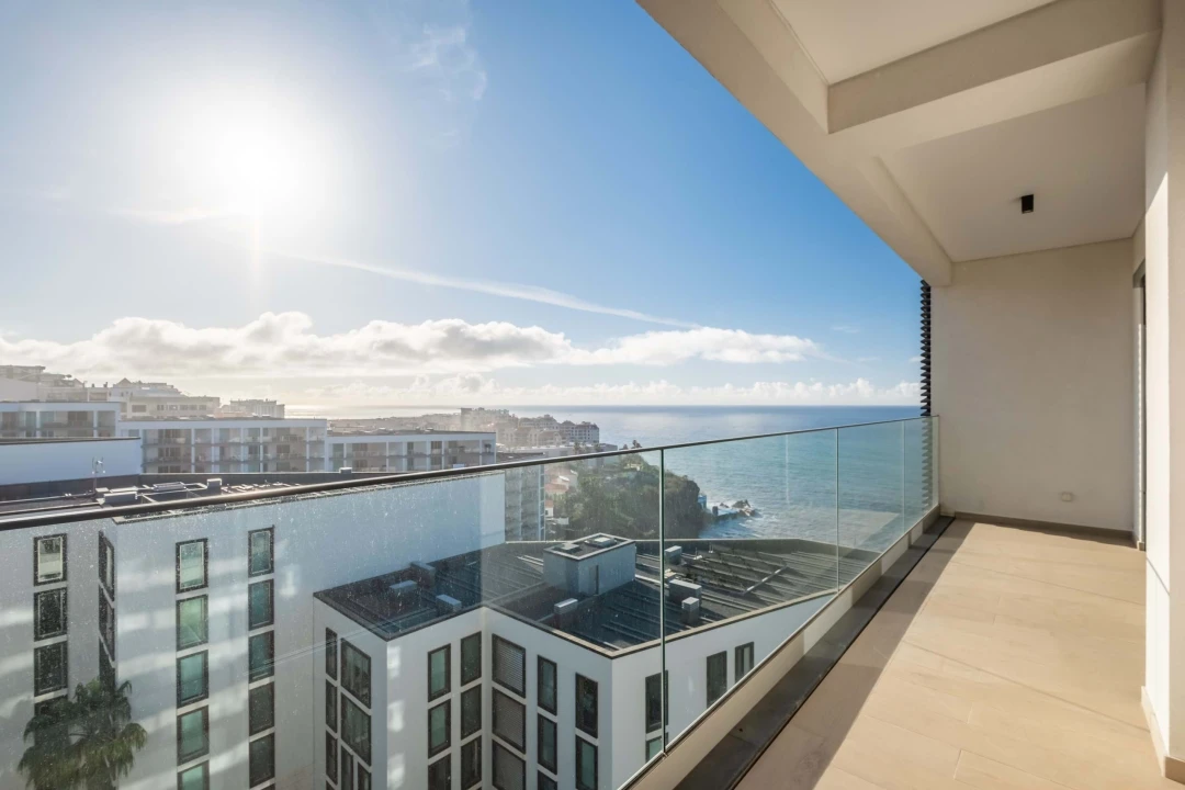 Apartamento T2 para Venda em São Martinho Foto 2