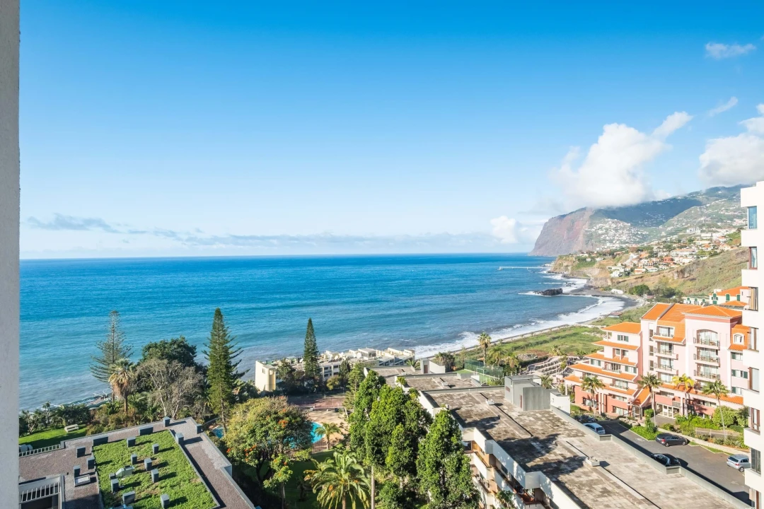 Apartamento T3 para Venda em São Martinho Foto 1