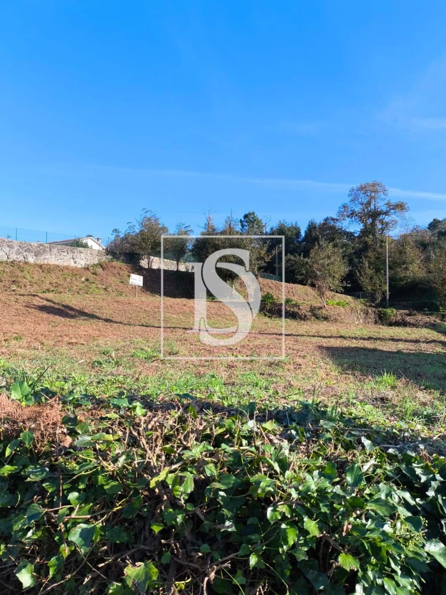 Terreno para Venda em Chorente, Góios, Courel, Pedra Furada e Gueral Foto 12