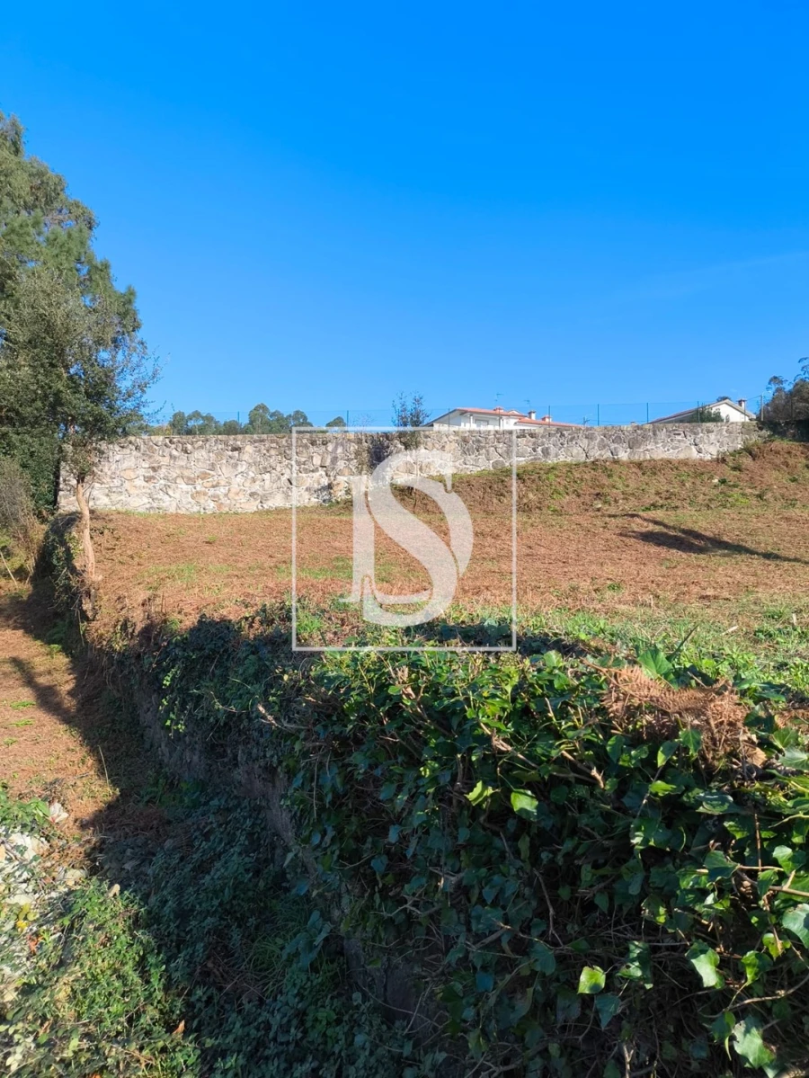 Terreno para Venda em Chorente, Góios, Courel, Pedra Furada e Gueral Foto 13