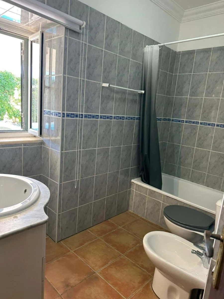 Apartamento T6 para Venda em Lagoa e Carvoeiro Foto 27