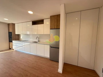Apartamento T1 para Venda em Tavarede